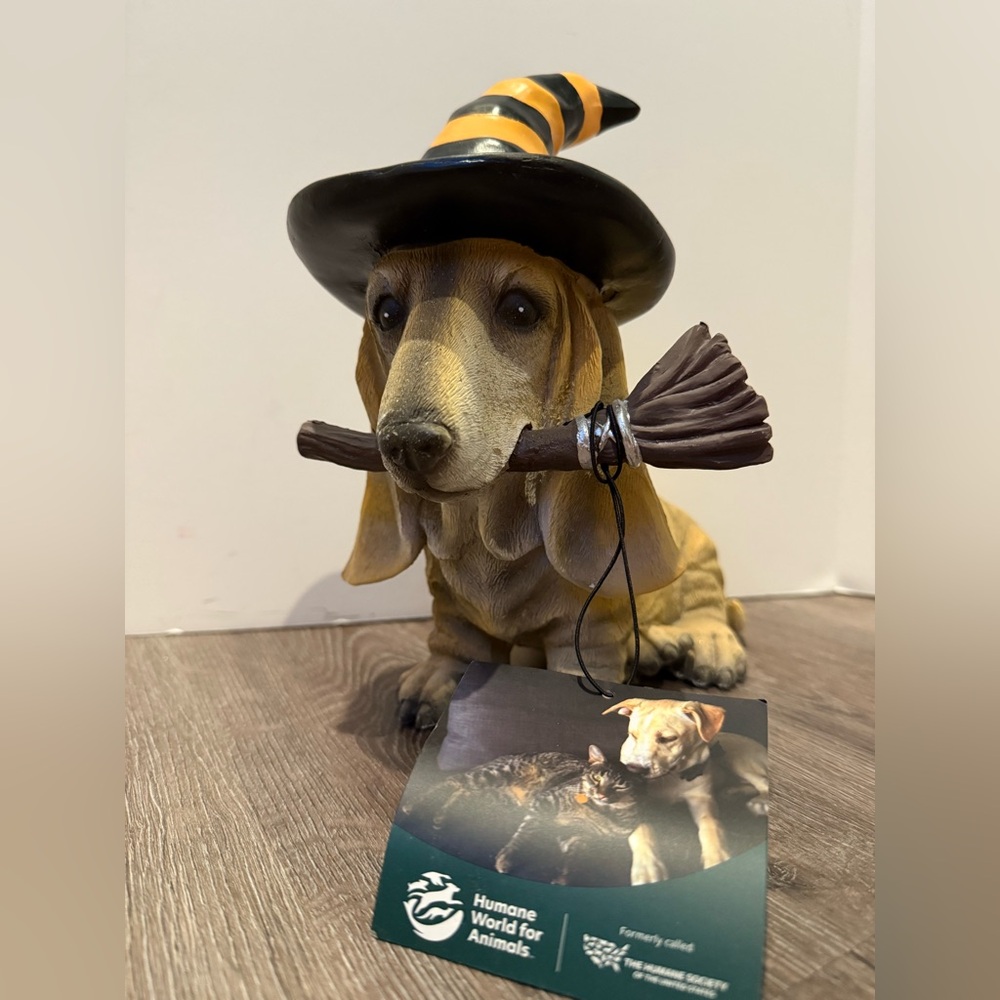 Adorable Halloween Basset Hound with Hat and Broom- NWT - Picture 2 of 6